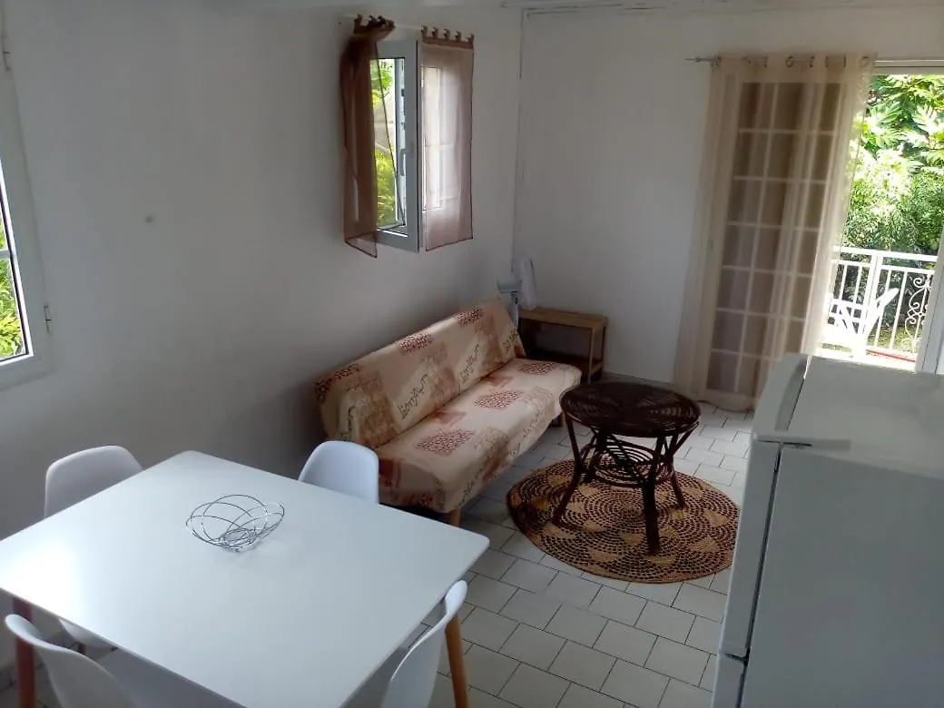 Coin Tranquille Apartment Les Abymes
